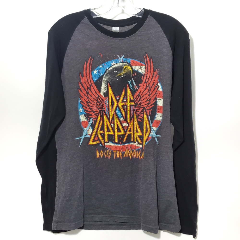 Def Leppard Rock The Americas 2014 Graphic Tee Size Medium